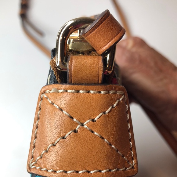 Dooney & Bourke Black Pink Blue Floral Hydrangea Crossbody Bag coated cotton - Picture 7 of 13